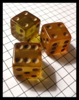Dice : Dice - 6D Pipped - Yellow Amber Bakelite 16mm With White Pips